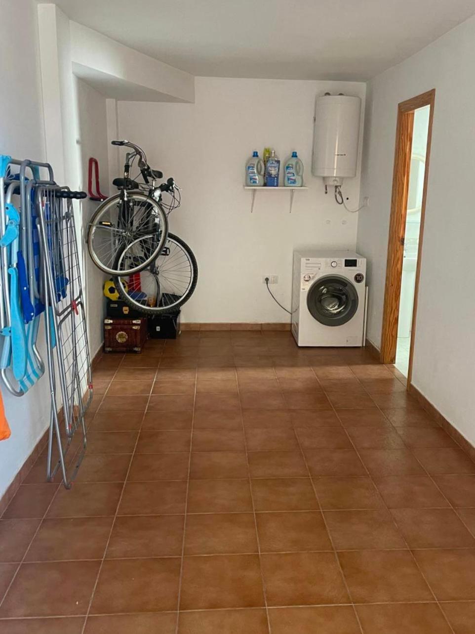 Playa De Miramar - 3 Min Walk To The Beach, Family-Friendly, Near Gandia Exteriör bild