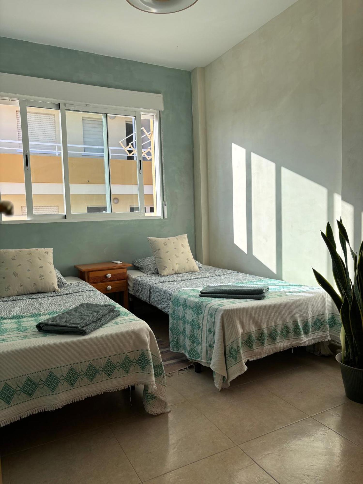 Playa De Miramar - 3 Min Walk To The Beach, Family-Friendly, Near Gandia Exteriör bild