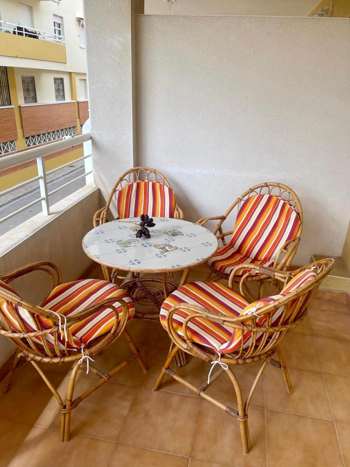 Playa De Miramar - 3 Min Walk To The Beach, Family-Friendly, Near Gandia Exteriör bild