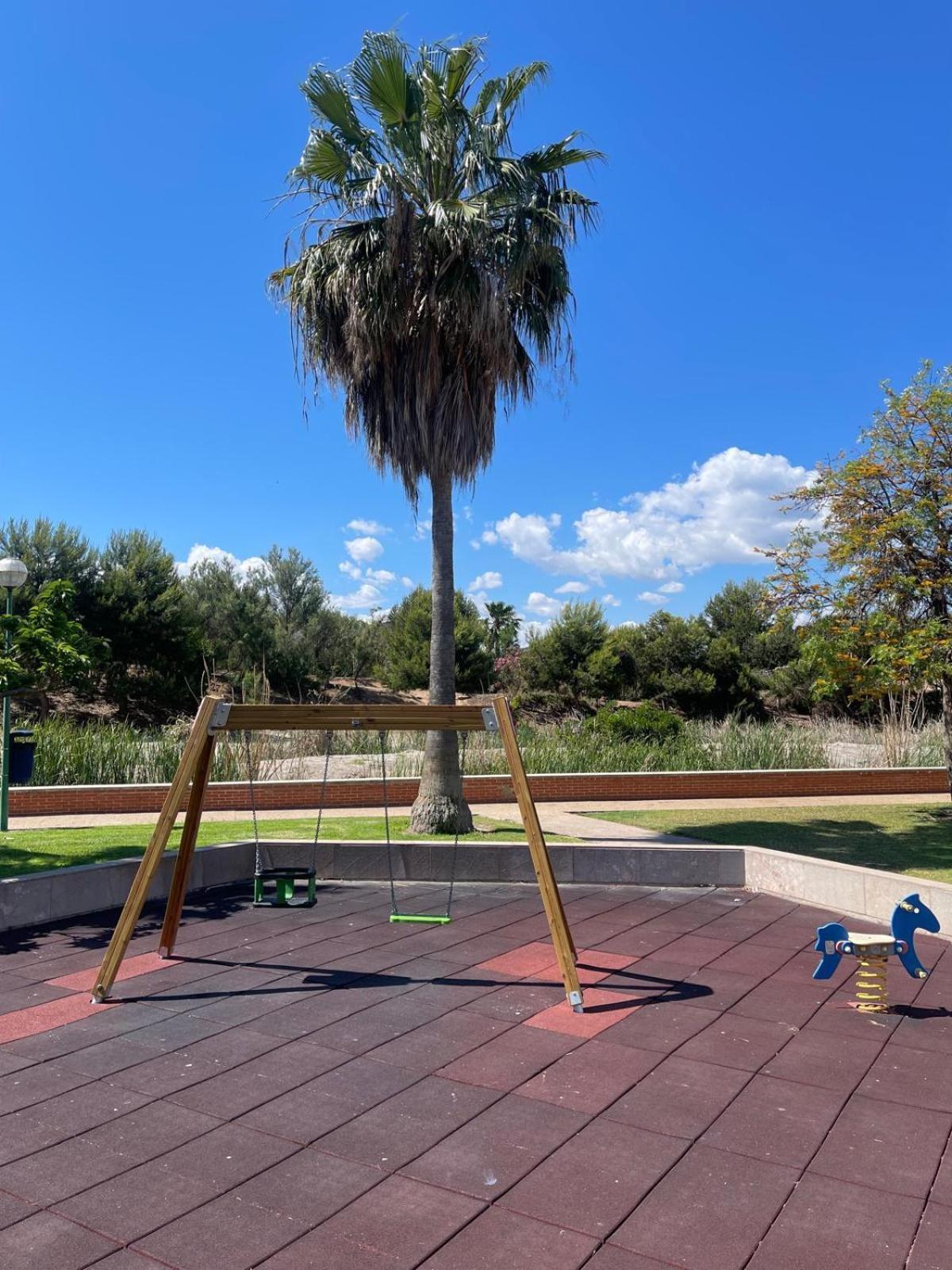 Playa De Miramar - 3 Min Walk To The Beach, Family-Friendly, Near Gandia Exteriör bild